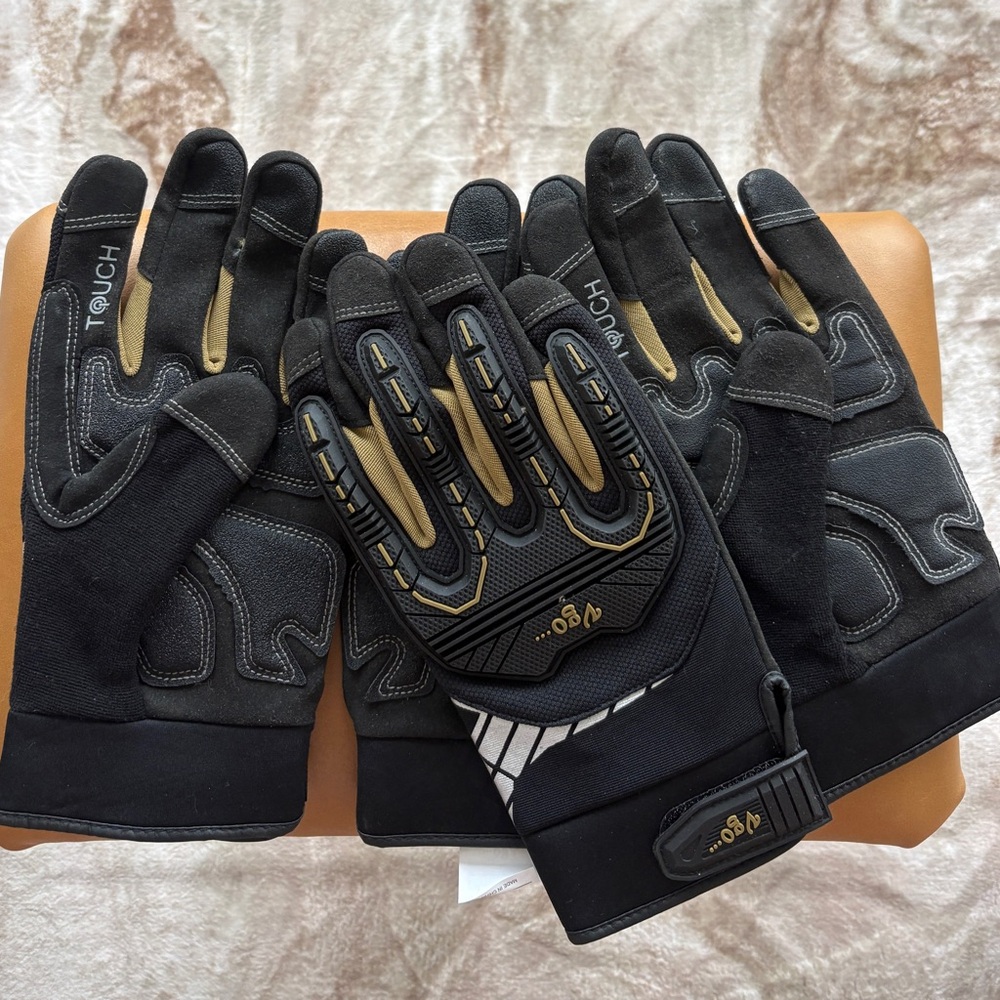 NEW 2 Pair Men’s Suede Gloves